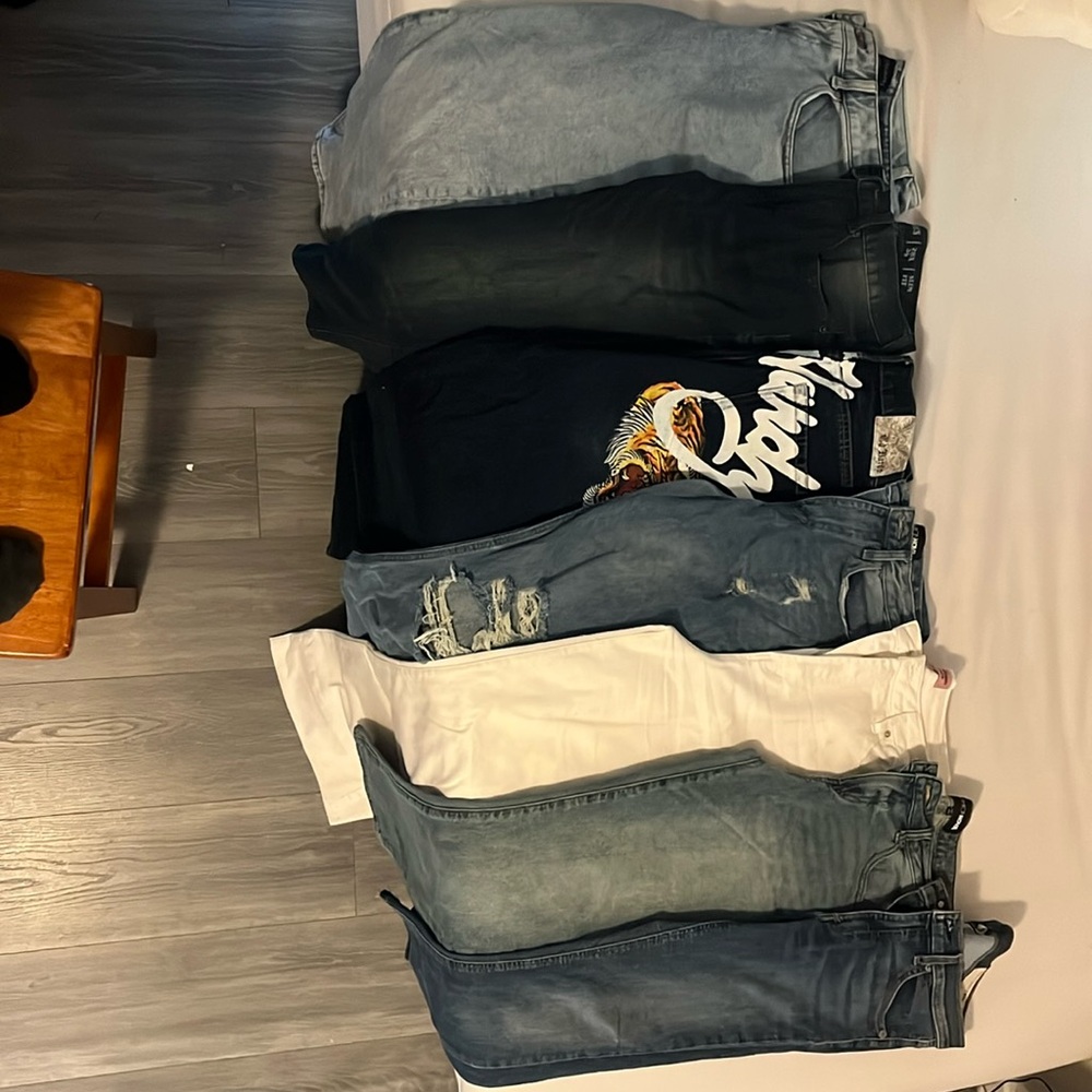 Jeans